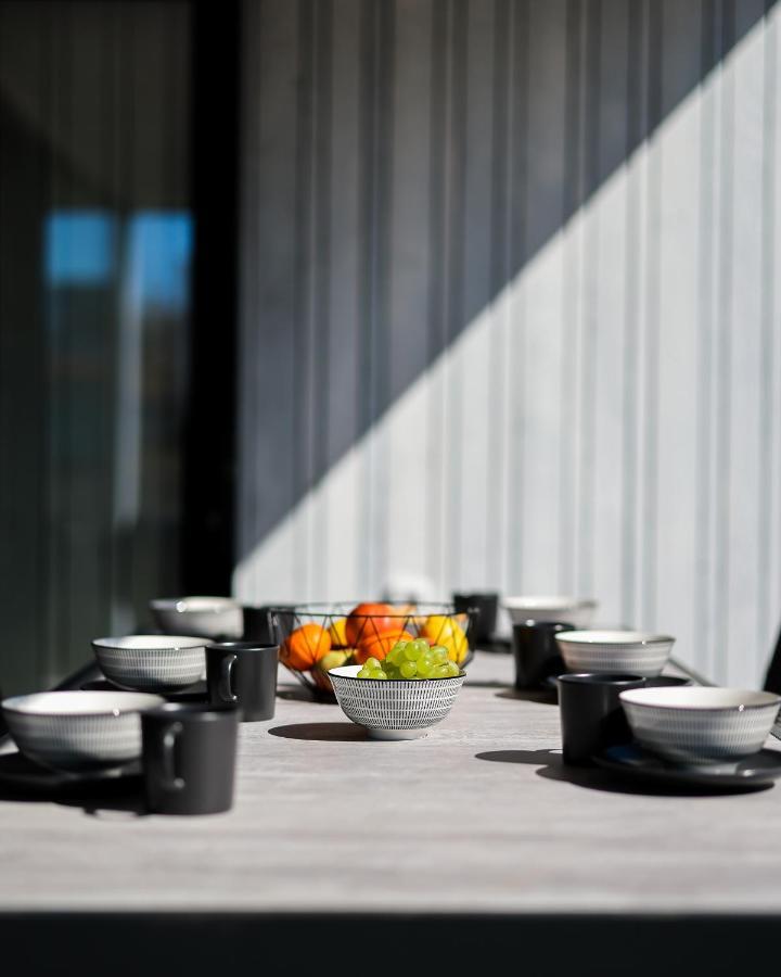 Arcadia Eco-Luxe Mobile Homes With Infinity Pool By Oiko Collection Privlaka  Exteriér fotografie